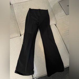 Lululemon Flare Leggings size 10